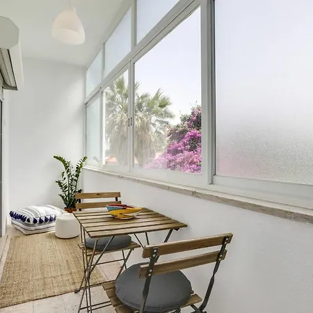 דירה Cosy 3bed Flat, 5 Mins To Belem ליסבון