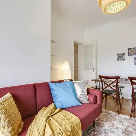 Cosy 3bed Flat, 5 Mins To Belem Apartment Lissabon